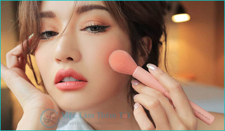 Việc làm thêm Mẫu make - up