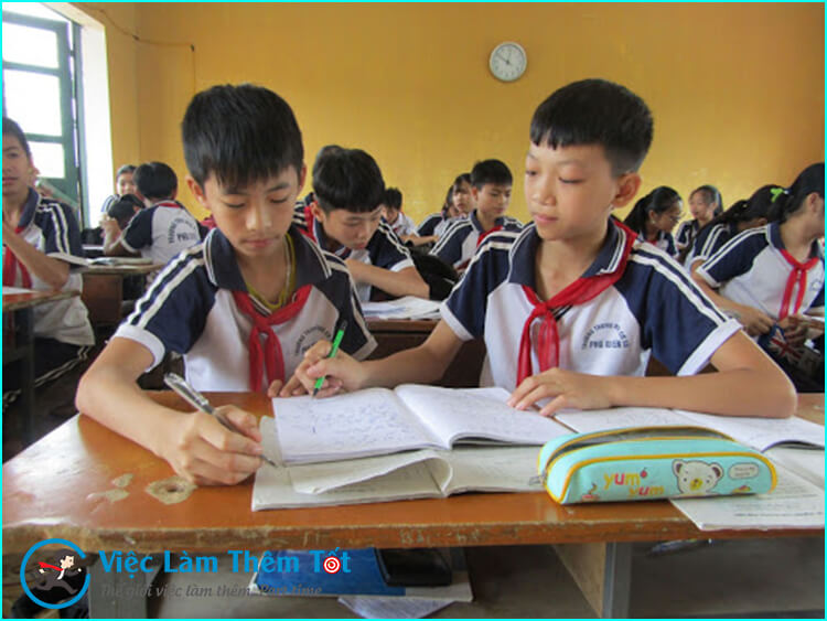 Gia sư dạy kèm tại nhà